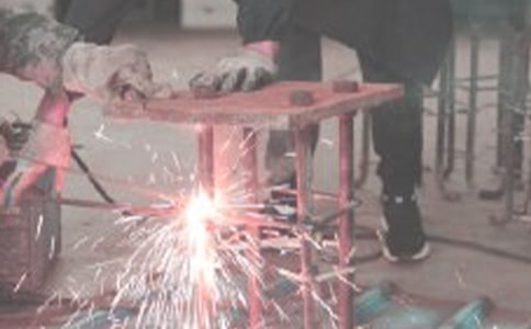 �𹤺���ʵϰ����