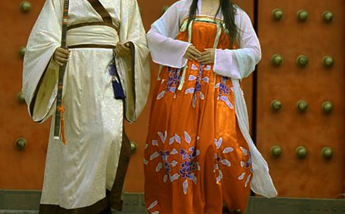 小学生关于汉族的风俗习惯作文(通用44篇)