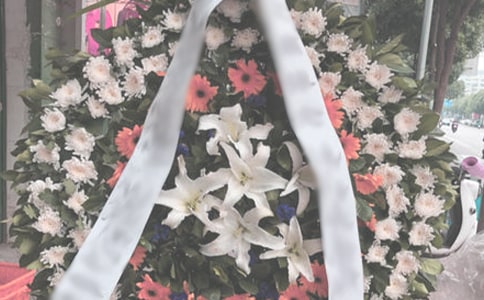 关于祭奠青春的高三作文