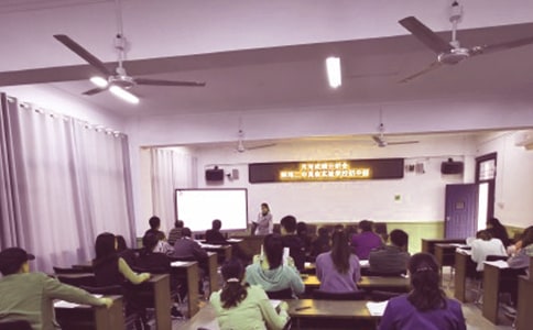 �������θ�λְ��ͨ��13ƪ��