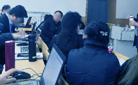 ��ѡ�����鳤���Ը�