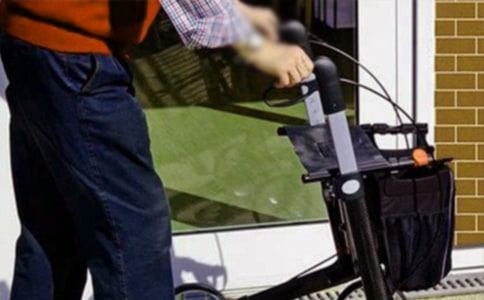 大一暑假敬老院社会实践报告1500字