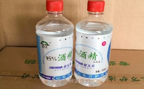 冷艳情花只为一杯忘情酒精彩美文