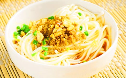 藏在面条里的父爱1000字作文