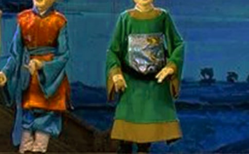 演木偶戏的人的安徒生童话故事