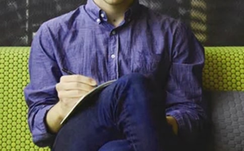 ũ����������׷���ʷ��ģ�ͨ��10ƪ��