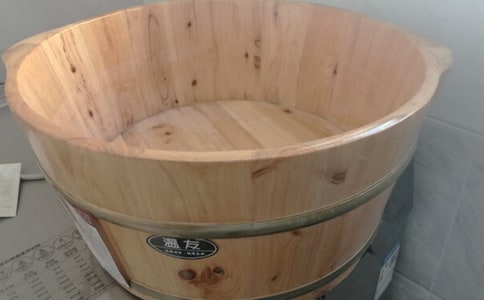 夏季用艾叶泡脚有什么好处