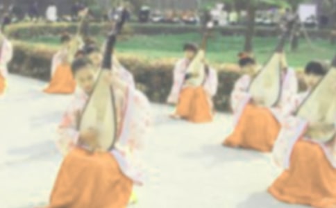 �����еĶ����800�֣�ͨ��11ƪ��