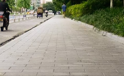 һ�����е�����700��