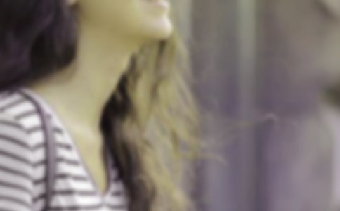 ������һ�����߽���Ů������ʫ��