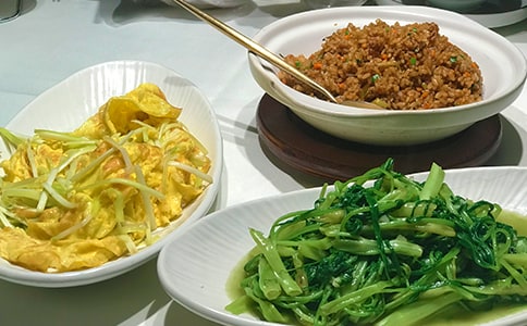 һ���ʳ��˵�θ�