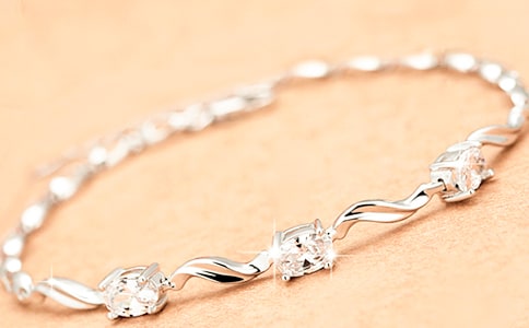 �������ĺ�����������