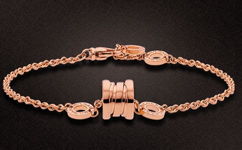 ��ѧ������500�����ģ�ͨ��23ƪ��