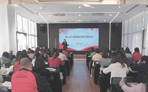 ͨѶԱ���Ը巶��