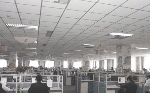 ����ССͨѶԱ����400��