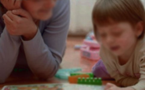 ��Ů�׵�Ŧ�۵�ͯ������