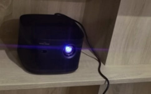 ͶӰ����˭400������