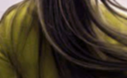 夏季头发为什么爱出油