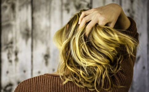 一根头发应发的事件500字作文