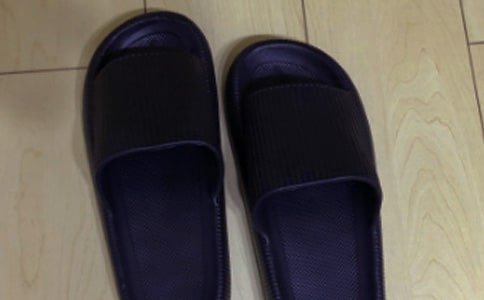 穿拖鞋上学检讨书_检讨书