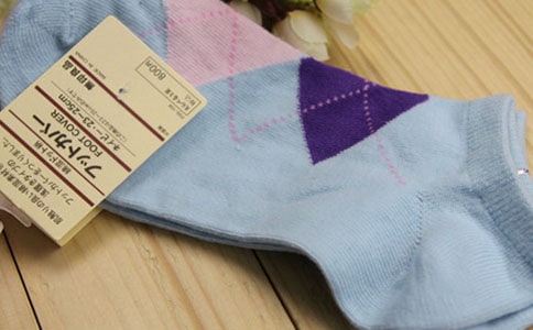 ������ƤƤ�����