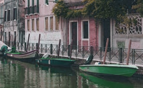 ��ˮ������˹����ѧ���