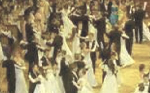 大班美术教案《鞋印舞会》3篇