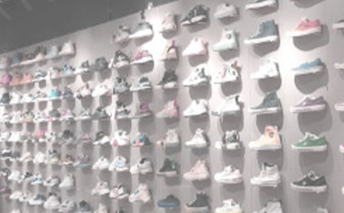 ���ڴ�ѧ������Ь����Ь���ʵ������