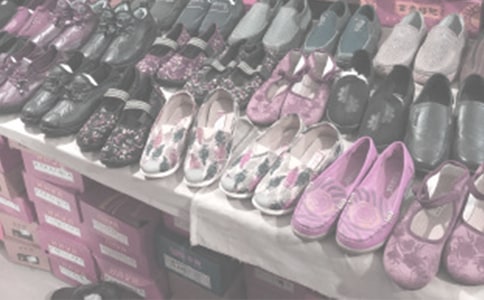 妈妈的鞋店作文300字