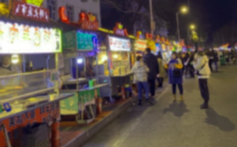 有关夜市作文300字八篇