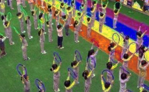 �������300��