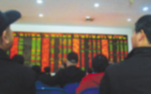 ֤ȯί�н���Э��(����15ƪ)