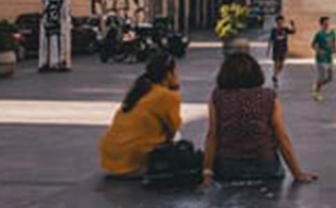 ��ĵ�һ����ѧ������800��