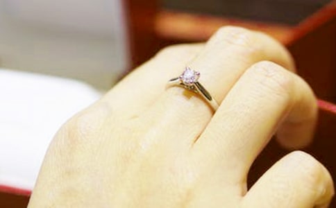 �������鱦������ͬ